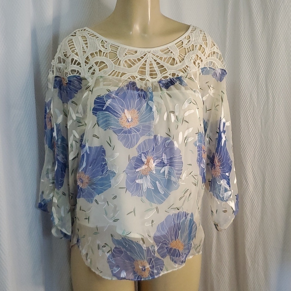 NWTVanessa Virginia Anthropologie Silk Blend Lace Florafall Peasant Blouse Size4